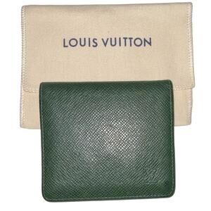 Louis Vuitton Taiga Green  3 Cult Card Wallet W/ Dust Bag
